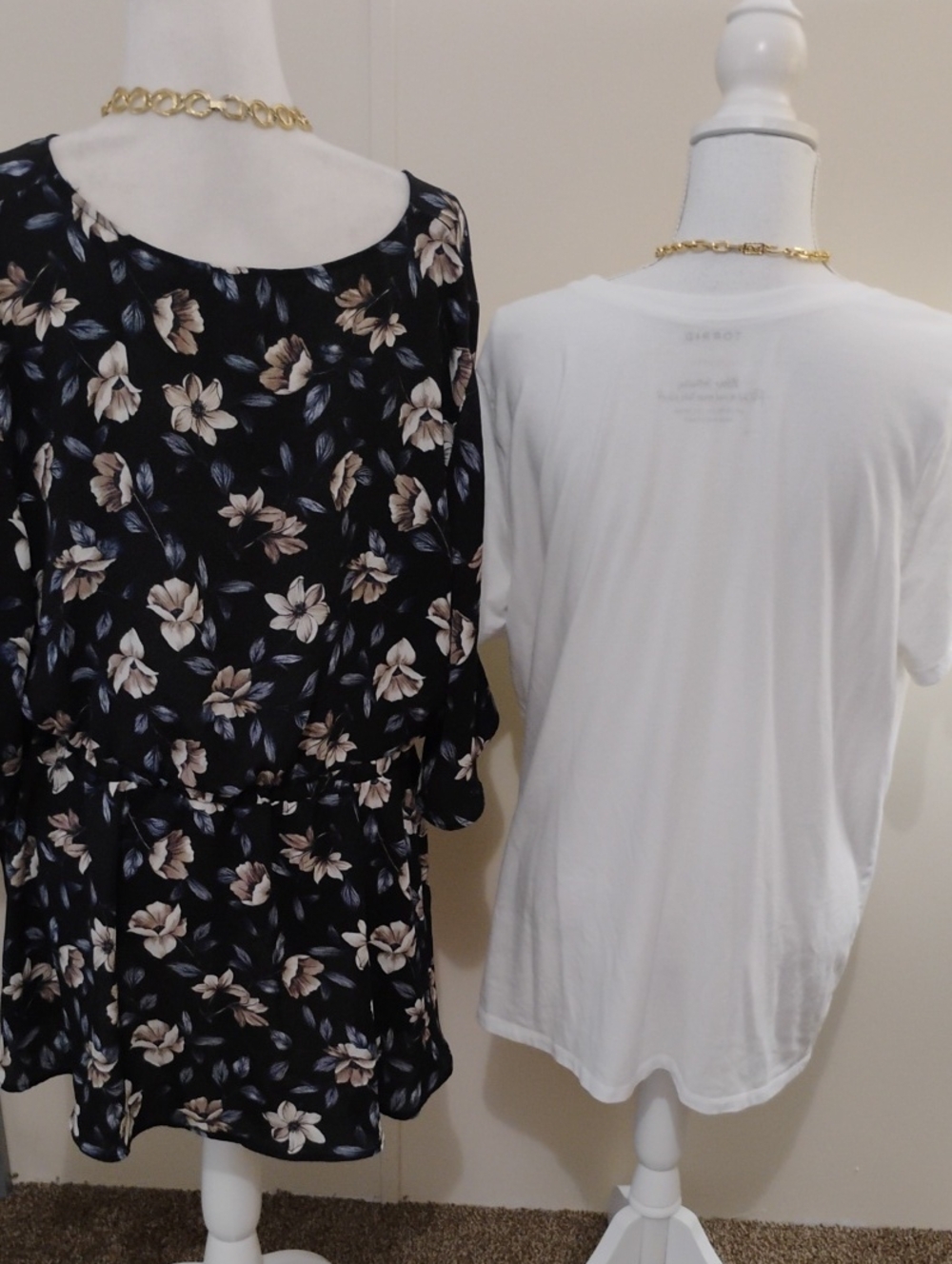 Torrid Tops - Picture 5 of 7